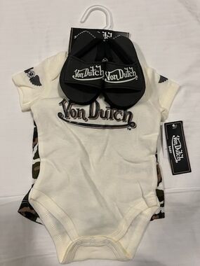 Von Dutch Baby 2pc & Sandals Set - Cream with Black Logo
